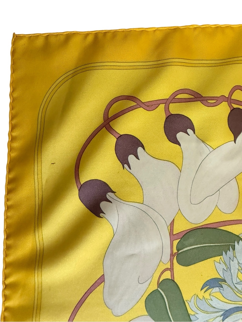 Hermès "Flora Graeca" rare vintage silk scarf - Picture 5 of 12